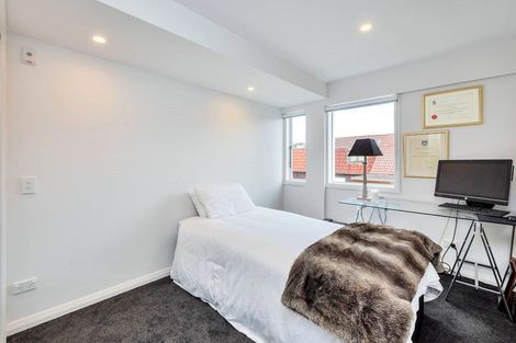 Photo of property in 2/10 Tagalad Road, Mission Bay, Auckland, 1071