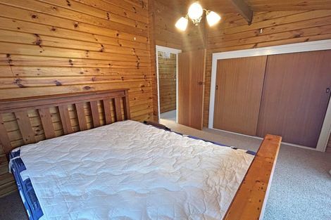 Photo of property in 3 Chalet Crescent, Hanmer Springs, 7334