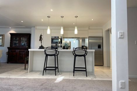 Photo of property in The Sands Apartments, 25/47 The Strand, Takapuna, Auckland, 0622