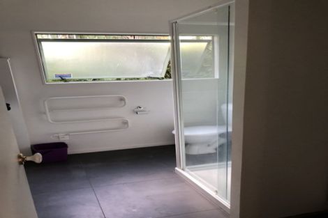 Photo of property in 32 Koromiko Street, New Lynn, Auckland, 0600