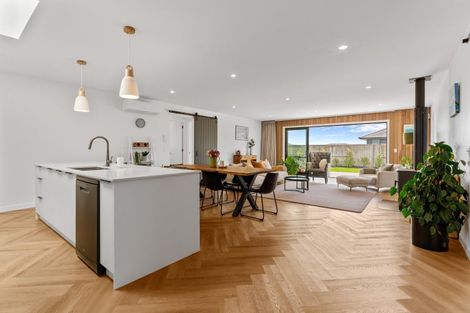 Photo of property in 31 Maunganamu Drive, Wharewaka, Taupo, 3330