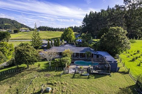 Photo of property in 127 King Street, Hikurangi, 0114
