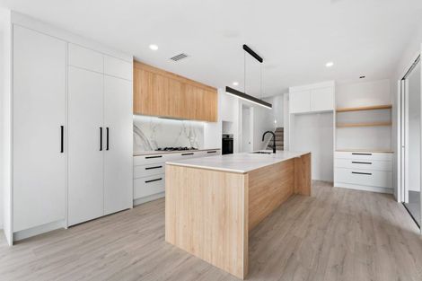 Photo of property in 27 Kotuitui Drive, Wainui, 0992