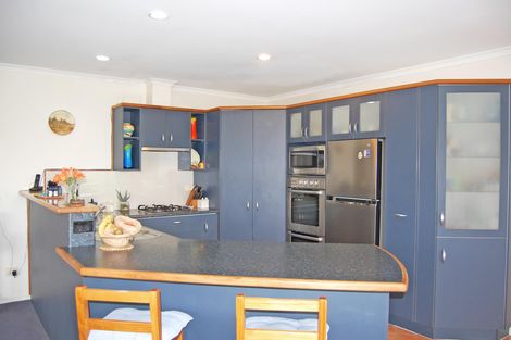 Photo of property in 91 Whaka Street, Maungaturoto, 0520