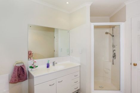 Photo of property in 16 Warriston Avenue, Waiuku, 2123