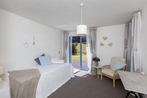 Photo of property in 105 Waterfall Road, Paraparaumu, 5032