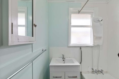 Photo of property in 172 Puriri Street, Castlecliff, Whanganui, 4501