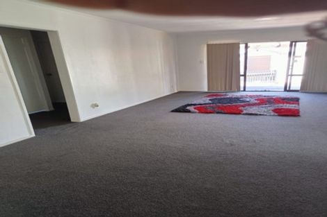 Photo of property in 2/24 Janese Place, Weymouth, Auckland, 2103