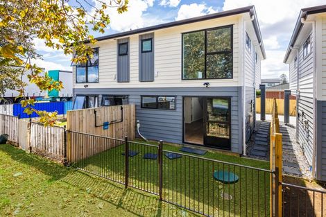 Photo of property in 2/2 Donnell Avenue, Favona, Auckland, 2024