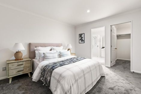 Photo of property in 78 San Valentino Drive, Henderson, Auckland, 0612