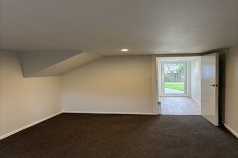Photo of property in 12 Eskdale Road, Papakowhai, Porirua, 5024