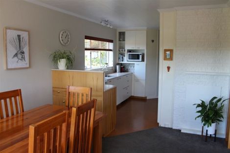 Photo of property in 90 Douglas Street, Highfield, Timaru, 7910