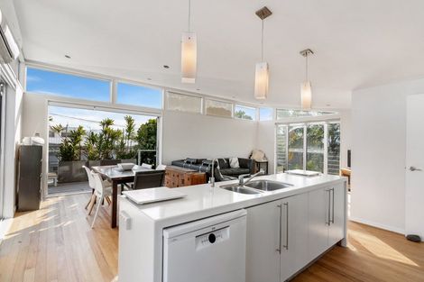 Photo of property in 312a Beverley Terrace, Whangamata, 3620