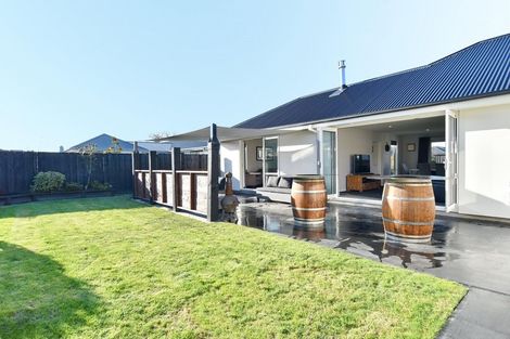 Photo of property in 7 Highgate Drive, Rangiora, 7400