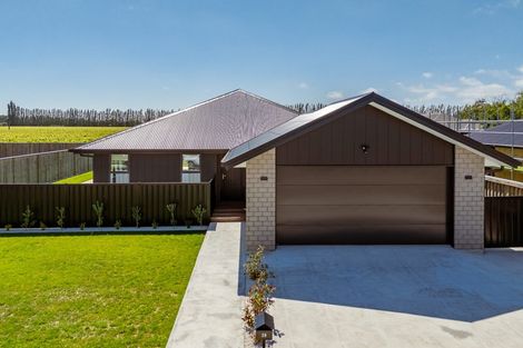 Photo of property in 38 Taurangawaka Road, One Tree Point, 0118