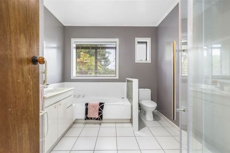 Photo of property in 24 Bailey Avenue, Claudelands, Hamilton, 3214