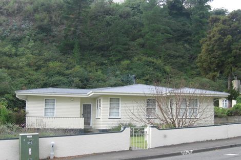 Photo of property in 51 Burns Road, Hospital Hill, Napier, 4110