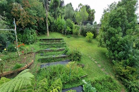 Photo of property in 199 Woodlands Park Road, Titirangi, Auckland, 0604