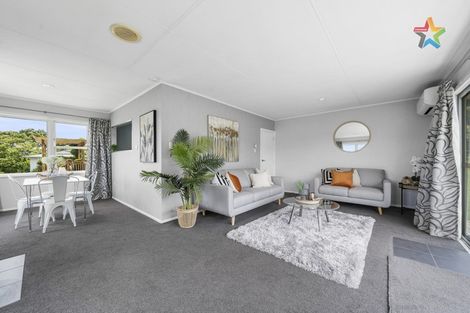 Photo of property in 80 Mulberry Street, Normandale, Lower Hutt, 5010