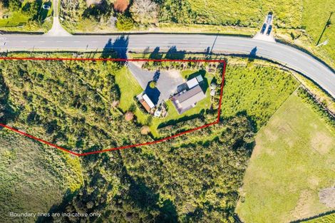 Photo of property in 667 Kaiwaka-mangawhai Road, Hakaru, Wellsford, 0975