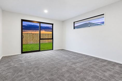 Photo of property in 21 Oakmill Drive, Casebrook, Christchurch, 8051