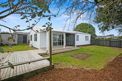 Photo of property in 15 Oleander Place, Bell Block, New Plymouth, 4312