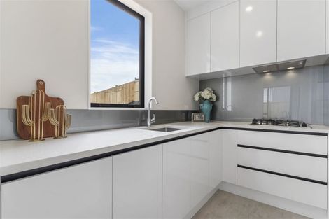 Photo of property in 22 Bendridge Street, Flat Bush, Auckland, 2019