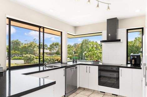 Photo of property in 39 Kew Road, Westport, 7825