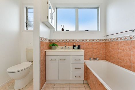 Photo of property in 44 Dalton Crescent, Dinsdale, Hamilton, 3204