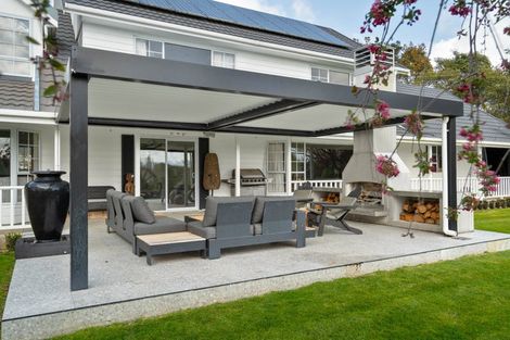 Photo of property in 2 Lees Pakaraka Road, Te Ore Ore, Masterton, 5886