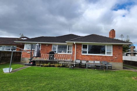 Photo of property in 43 Millen Avenue, Pakuranga, Auckland, 2010