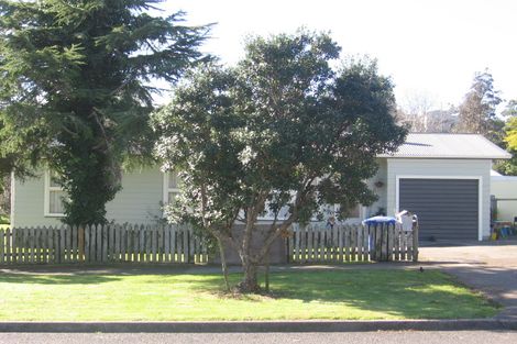 Photo of property in 27 Hodgson Street, Onerahi, Whangarei, 0110