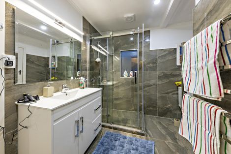 Photo of property in 56 Willis Road, Papakura, 2110