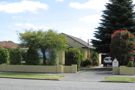 Photo of property in 21 Dinton Street, Russley, Christchurch, 8042