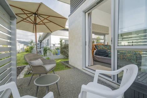 Photo of property in 16 Vanita Drive, Whitianga, 3510