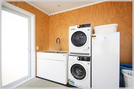 Photo of property in 3a Chrystall Street, Foxton Beach, Foxton, 4815