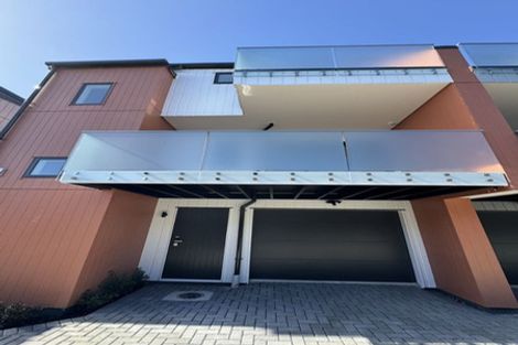 Photo of property in 20c Gilliam Street, New Lynn, Auckland, 0600