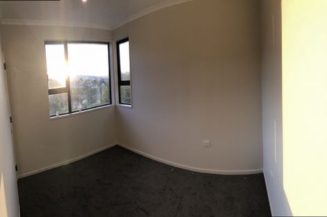 Photo of property in 32 Tomkins Street, Green Island, Dunedin, 9018