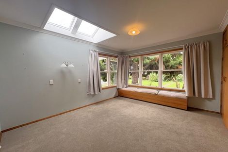 Photo of property in 70 Pine Avenue, Ebdentown, Upper Hutt, 5018