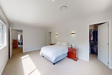 Photo of property in 92 Silverstream Road, Crofton Downs, Wellington, 6035