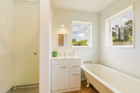 Photo of property in 1708 State Highway 2, Waipawa, 4275