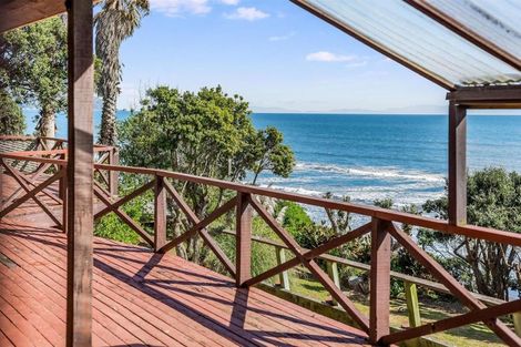 Photo of property in 82 Ames Street, Paekakariki, 5034