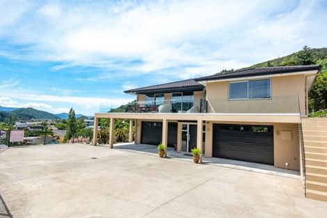 Photo of property in 26 Russell Street, Picton, 7220