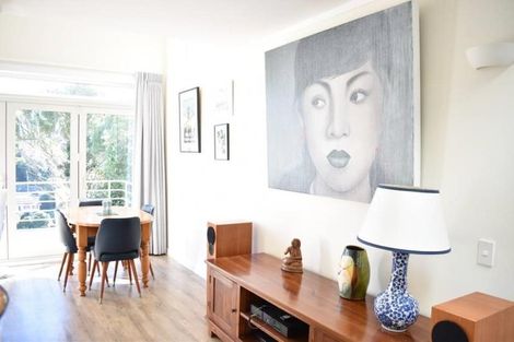 Photo of property in 6 Hadfield Terrace, Kelburn, Wellington, 6012