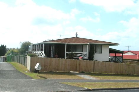Photo of property in 25 Kennedy Avenue, Forrest Hill, Auckland, 0620