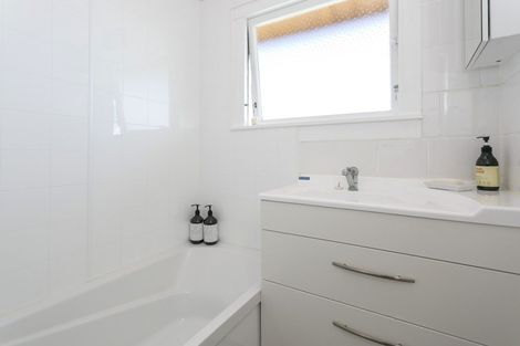 Photo of property in 1/33 Sunset Street, Hilltop, Taupo, 3330