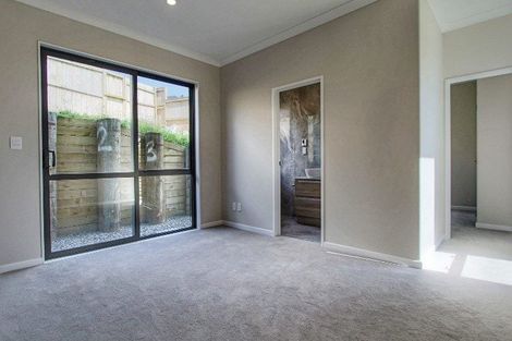Photo of property in 25c Arrowsmith Drive, Flat Bush, Auckland, 2019