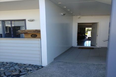 Photo of property in 4d/60 Masons Road, Oteha, Auckland, 0632