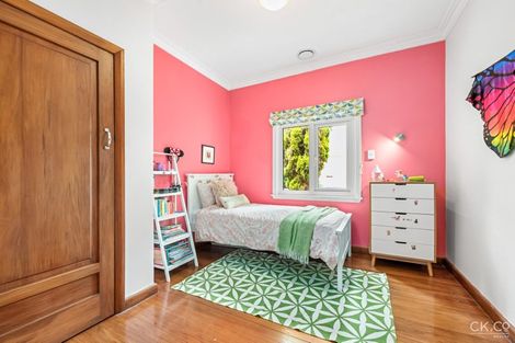 Photo of property in 67 Norton Park Avenue, Fairfield, Lower Hutt, 5011