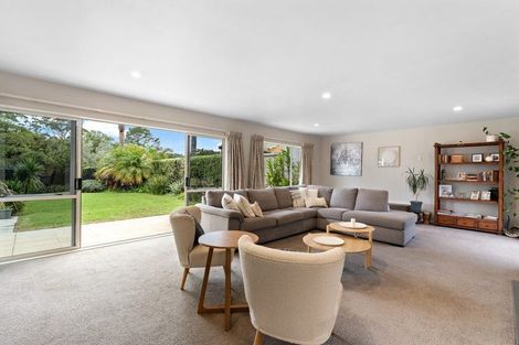 Photo of property in 35 Cloverfields Drive, Waimauku, 0812